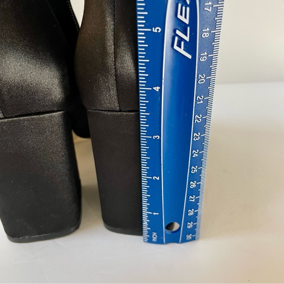 Marc Fisher Janie Satin Black Booties Size 9 - Picture 6 of 14